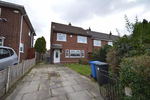 3 bedroom terraced house to rent, Barnes Road, Widnes