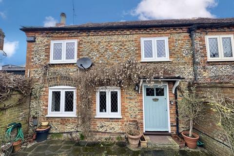 124 Deanway, Chalfont St Giles, HP8 4LQ