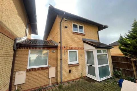 2 bedroom link detached house to rent, Petworth, Great Holm, Milton Keynes, MK8 9BG