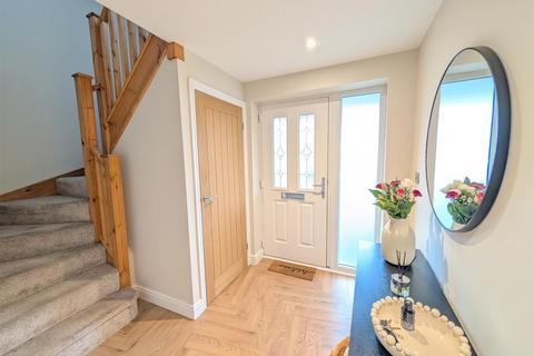 3 bedroom detached house for sale, Manor Road, Stanton