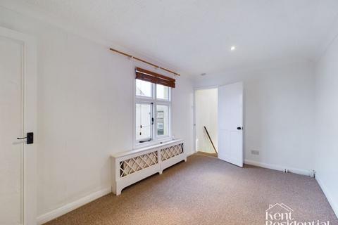 1 bedroom flat to rent, Ivy Street, Gillingham, ME8