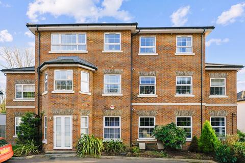 1 bedroom apartment for sale, Portsmouth Road, Thames Ditton