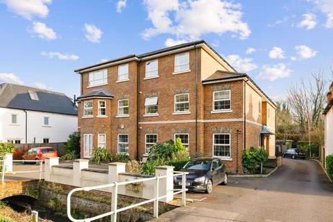 1 bedroom apartment for sale, Portsmouth Road, Thames Ditton