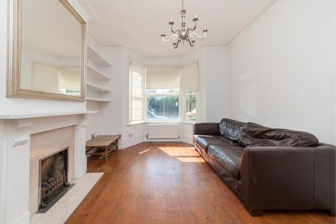 2 bedroom terraced house to rent, Godwin Road