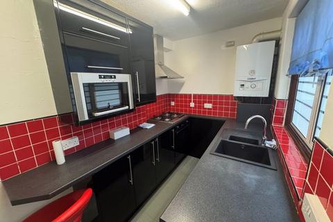 2 bedroom ground floor maisonette for sale, Botwell Lane, Hayes