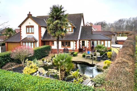 4 bedroom detached house for sale, Graftonbury Rise, Hereford