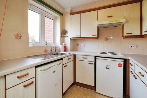 1 bedroom retirement property for sale, 14 St.Peters Close, Hove BN3