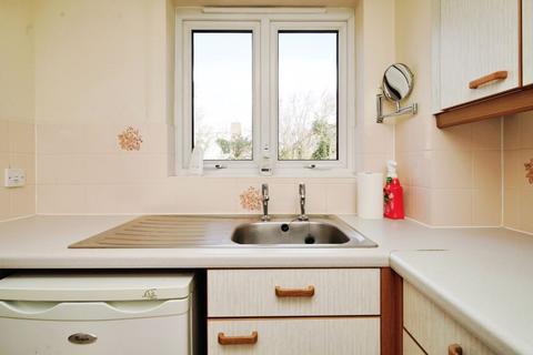 1 bedroom retirement property for sale, 14 St.Peters Close, Hove BN3