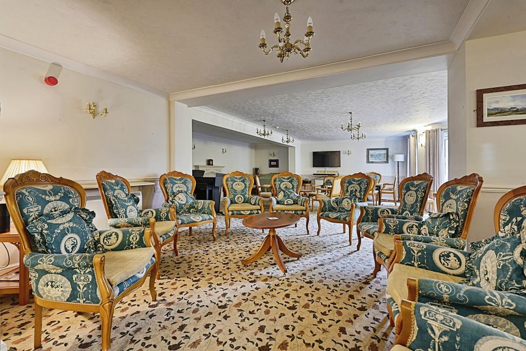 Communal Lounge