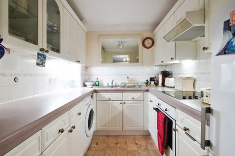 1 bedroom retirement property for sale, Nizells Avenue, Hove BN3