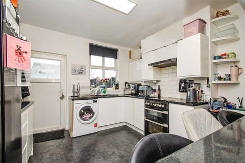 2 bedroom end of terrace house for sale, Rugeley Road, Burntwood WS7