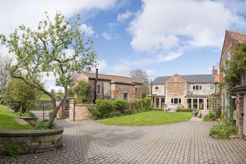 6 bedroom village house for sale, Stonegate, York YO26