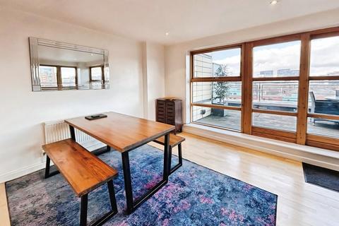 2 bedroom penthouse to rent, Bowman Lane, Hunslet, Leeds, West Yorkshire, LS10