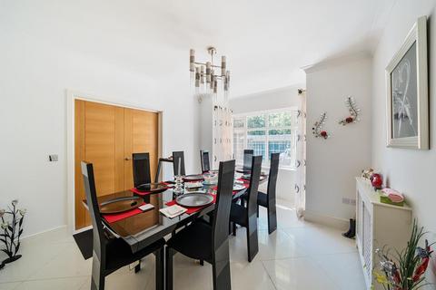 5 bedroom detached house for sale, Augustus Close, Stanmore HA7