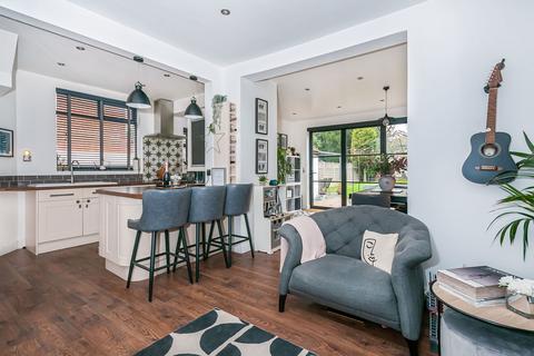 17 Elms Drive, Kirk Ella, Hull, HU10 7QH