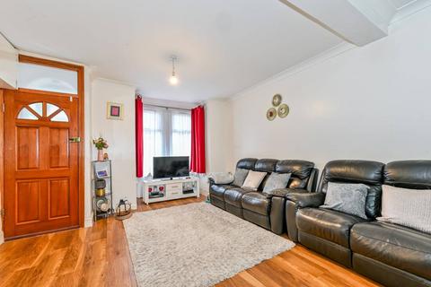 3 bedroom terraced house for sale, Belton Road, Forest Gate, London, E7