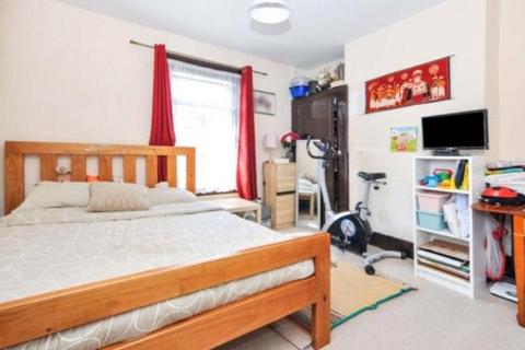 26 Eland Road, Croydon, CR0 4LG