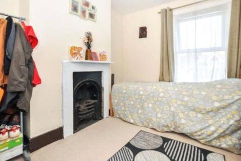 26 Eland Road, Croydon, CR0 4LG