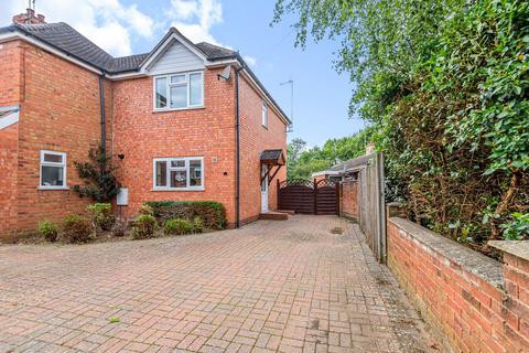 2 bedroom end of terrace house for sale, Newbury Road, Worcester WR2