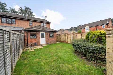4 Axbridge, Bracknell, RG12 0XB