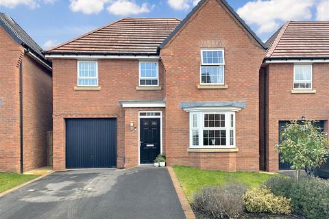 4 bedroom detached house for sale, Avro Road, Fernwood, Newark