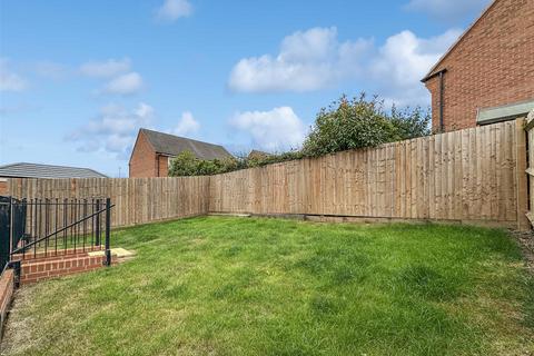 4 bedroom detached house for sale, Avro Road, Fernwood, Newark