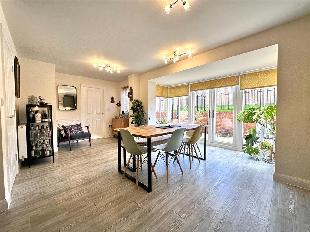 Living/Dining Kitchen With French Doors 441