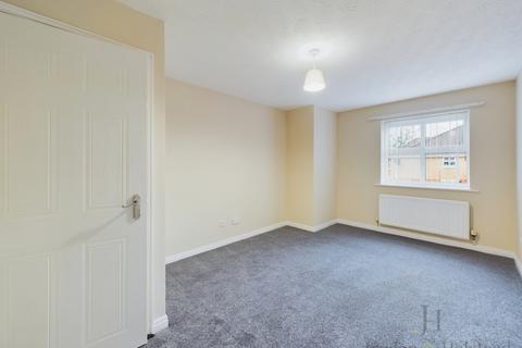 2 bedroom apartment to rent, Meadow Court, Timperley WA15