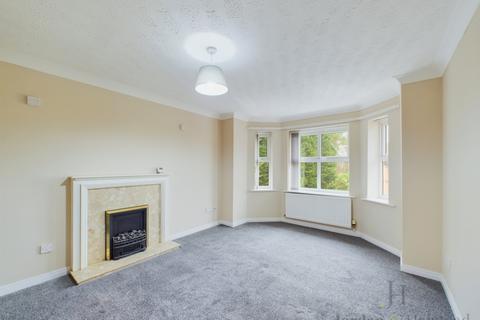 2 bedroom apartment to rent, Meadow Court, Timperley WA15