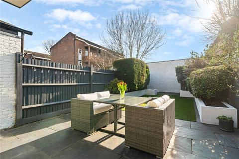 61 Vanderbilt Road, London, SW18 3BG