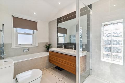 61 Vanderbilt Road, London, SW18 3BG