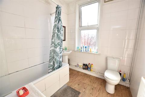 24 Harlech Road, Leeds, LS11 7DG