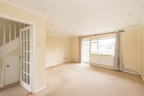 2 bedroom apartment to rent, Rowan Close, Hertfordshire AL4