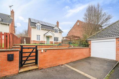 4 bedroom detached house for sale, Hanchett End, Suffolk CB9