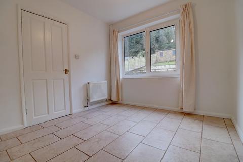 3 bedroom semi-detached house to rent, Micklefield Road, Buckinghamshire HP13