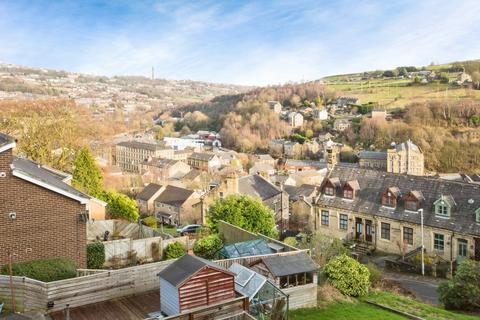 4 bedroom detached house for sale, Quarry Hill, West Yorkshire HX6