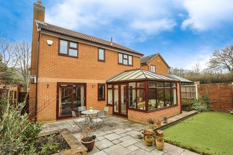 4 bedroom detached house for sale, Woulds Field, Nottingham NG12