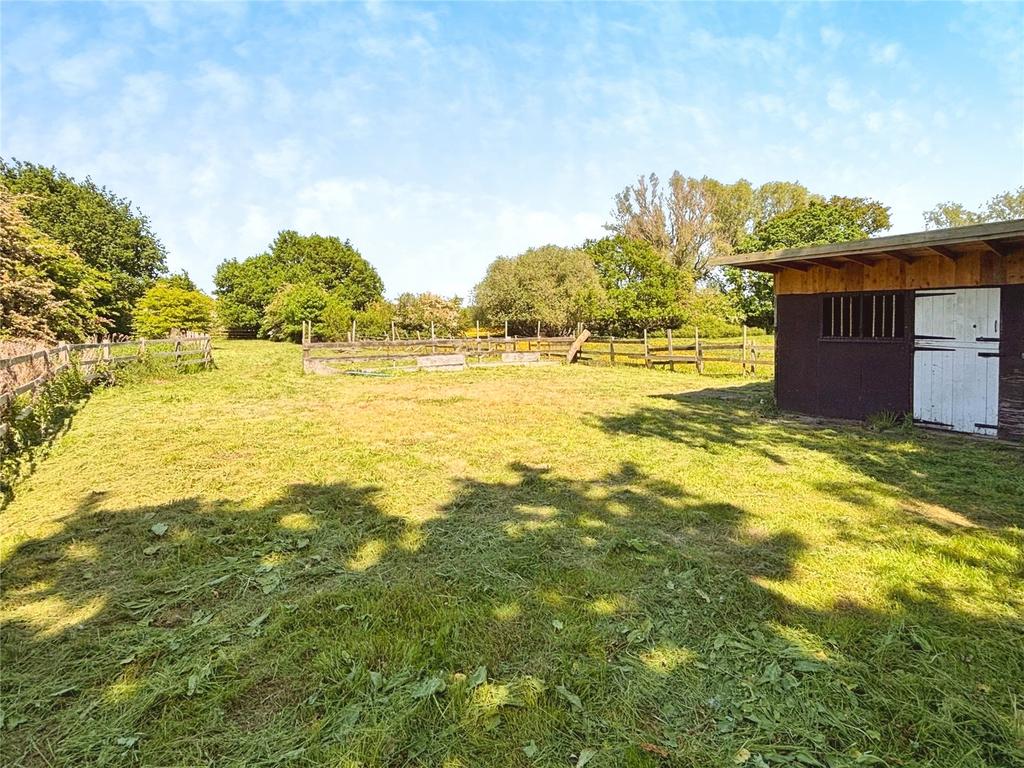 Stable &amp; Paddock