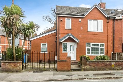 4 bedroom semi-detached house for sale, Henrietta Street, Manchester M16