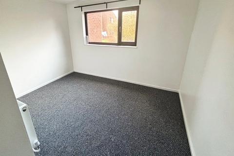 1 bedroom flat to rent, Jedburgh Avenue, Staffordshire WV6