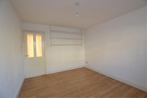 2 bedroom flat to rent, Kestrel Court Canterbury Road, Kent CT9