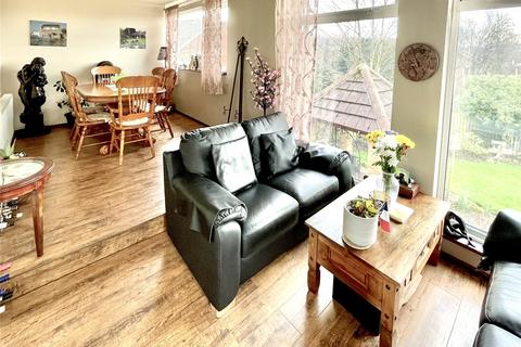 49 Brampton Crescent, Wombwell, Barnsley, S73 0SZ