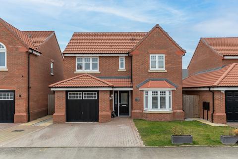 4 bedroom detached house for sale, Midfield Drive, Selby YO8