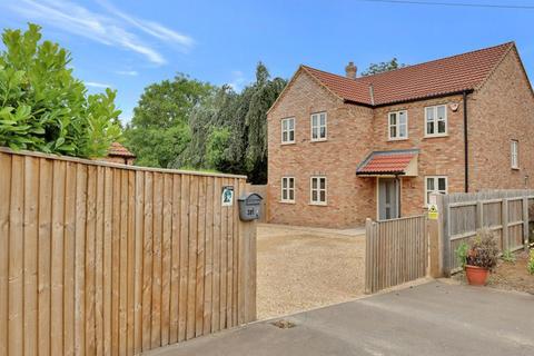 4 bedroom detached house for sale, Wisbech Road, Outwell, PE14