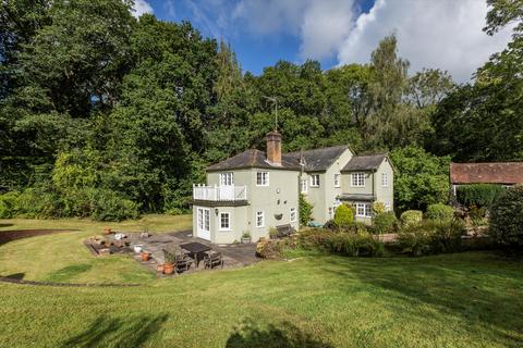 4 bedroom detached house for sale, Prestwick Lane, Chiddingfold, Surrey, GU8