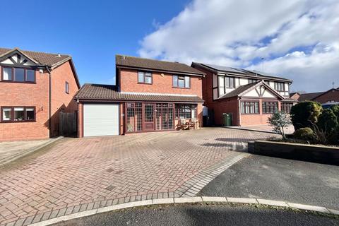 3 bedroom detached house for sale, Penrith Close, Brierley Hill DY5