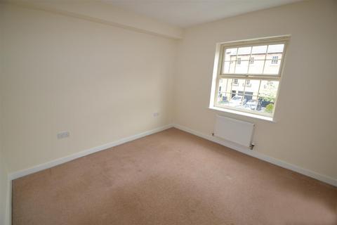 2 bedroom apartment to rent, Farnley Road, Doncaster DN4