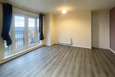 2 bedroom apartment to rent, Hatherton Court, Worsley, Manchester, M28