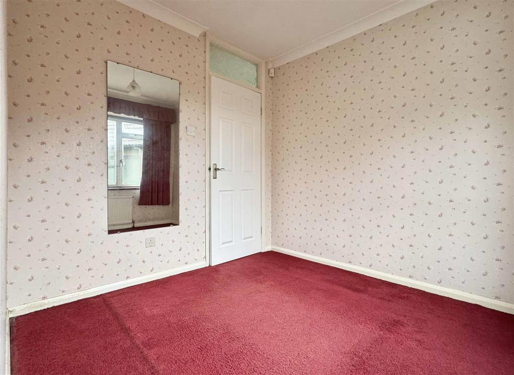 Bedroom 3b.jpg