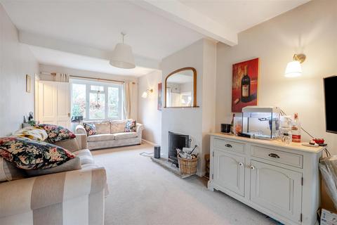 Lindens Cranmore Lane, West Horsley, Leatherhead, KT24 6BY